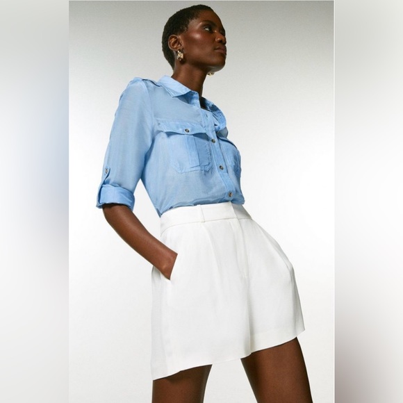 Karen millen viscose satin crepe relaxed tuxedo shorts/Ivory white. Never worn